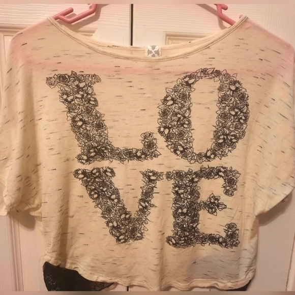 Tops - Love Crop